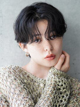 カライング(ing) ★くびレイヤーエモージュシルキーベージュグレージュカラー