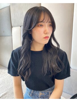 アナ ラーナ(Anna Lanna) 透明感カラー　透け感カラー　上品カラー　表参道美容室 暗髪