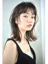 シア(SHEA gakugeidaigaku)&nbsp;外ハネミディアム/顔まわりレイヤーカット/黒髪/30代40代50代