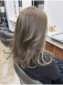 「RYOKO」304050代 インナーベージュ×フェミニンカット