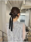 20代30代◎結婚式アッシュカラーまとめ髪シニヨンリボンアレンジ