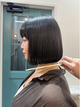 ヒョンミョン ライズバイレボ 柏西口店(hyon myon/RISEbyREVO) まるみボブ/オリーブカラー/艶髪/柏駅