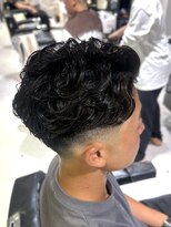 フランクスバーバーザスタンド(Frank’s barber the stand)&nbsp;MEN’S HAIR/波巻ツイストスパイラル/フェザーパーマ/飯田橋T