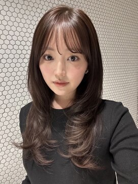 ヨロ 渋谷(YOLO) 韓国ヘアーハッシュカットレイヤーカットハイライトカラー