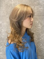 ピークアブー 原宿ハラカド(PEEK-A-BOO)&nbsp;海外風レイヤーロングミディアムハッシュカットミルクティー