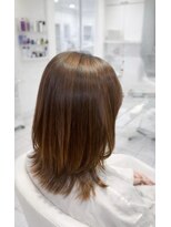 トイロ(toiro)&nbsp;レイヤーカットミルクティーベージュブリーチなしダブルカラー