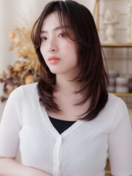 カバーヘアアンドスパ ブリス 浦和(COVER HAIR&SPA bliss) 抜け感ミディアムレイヤーブリーチなし艶髪インナーカラー30代a