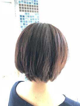 スタジオ アルファプラス 日暮里店(studio α+) フォギーアッシュブラウン×前下がりボブ♪