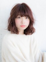 ルティア(Lutia) ゆるふわウェーブ ピンクブラウン 切りっぱなし