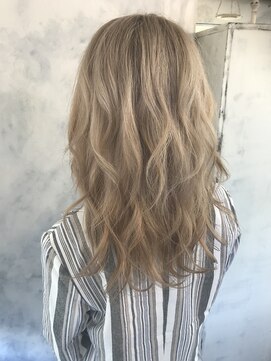 ヘアスタジオニコ(hair studio nico...) ホワイトベージュ