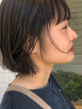 イト(ito) 【 ito ／ 梅田 】シンプルハイライト × 切りっぱなしボブ