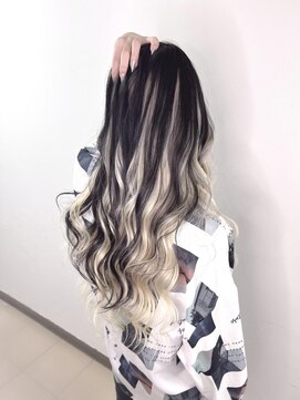 ブランシスヘアー(Bulansis Hair) #ホワイト #インナーカラー