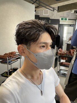 アンダーバーホワイト 京橋店(_WHITE) かき上げヘア