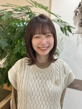 フゥカ 類家店(fuka) chocolate brown × ミディアムボブ