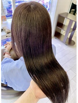 髪質改善専門店 アミーベルエクラ(AMI a BELLE Eclat) 髪質改善で大人の艶髪へ【広島で縮毛矯正が得意なサロンはココ】
