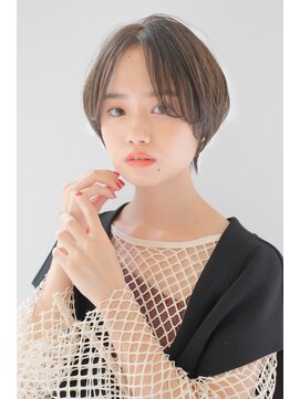 ガリカ 両国(Gallica) ☆ 似合わせカット ×  センターパート ☆ひし形ショート ♪