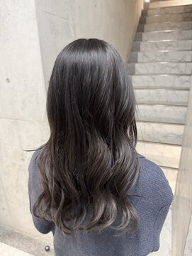 ルノン フィージュ(LUNON fieju) 黒髪クラゲヘアーオリーブグレー小顔ココアベージュ