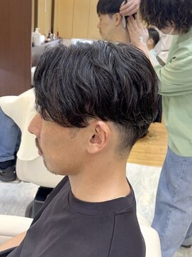 マキシム ナカイ(MAXIM NAKAI) ニュアンスパーマ　毛流れパーマ　センターパート