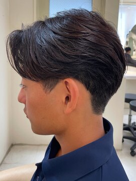 ニコ トウキョウ ヨコハマ(nico) メンズセンターパートウルフセンターパートニュアンスパーマ襟足