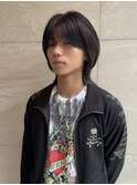 薄め前髪のメンズミディアムヘア