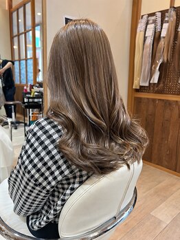 インプレス フレスポ恵み野店(impres)の写真/丁寧なカウンセリングで一人ひとりに似合う髪を一緒に作り上げる♪周りの方から褒められる髪型へ。