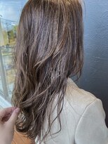 シュールトルワ(SUR TROIS)&nbsp;ラテベージュ