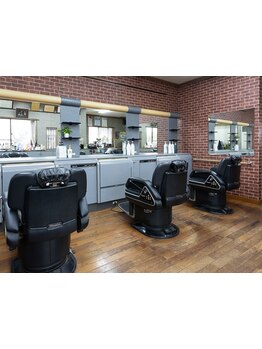 落ち着いた温かみのある空間に居心地の良さ◎いつでも通いたくなる特別な空間であなたの"なりたい"を実現♪