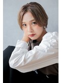 透け感ショートボブ