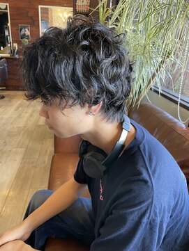 アンスール(Une seule) マッシュウルフパーマ