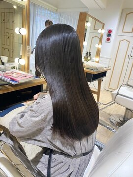 ネオリーブ チロル 横浜西口店(Neolive CiroL.) 酸性縮毛矯正×黒髪【黒髪小顔ボブルフワンレンネビージュ】