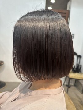 レガーレ(Legare) 艶髪ボブスタイル