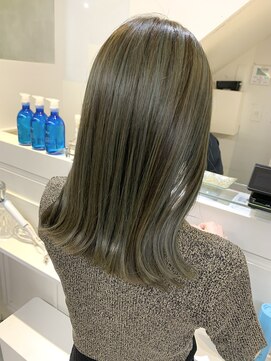 ネオリーブカフ 鶴ヶ峰店(Neolive caff) オリーブベージュ　ハイライトカラー　外ハネロブ