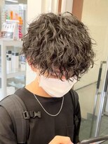 原宿ツイストスパイラルパーマメンズカットマッシュウルフ緩め