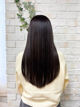 ミックリンクバイリッシュ(mic link by Riche)の写真/【髪質改善☆縮毛矯正】うねり知らずの艶髪へ！髪質や癖の度合いに合わせたオーダーメイドの縮毛矯正◎