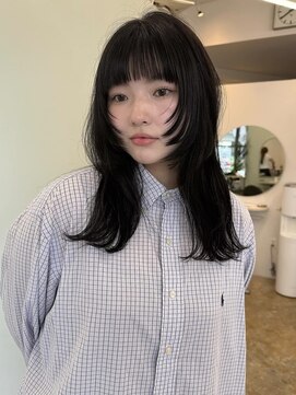 ユー(yew) ロングレイヤー/フェイスレイヤー/顔周りカット/透明感カラー