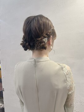 シュリット(schritt) ツインアレンジ　結婚式ヘアセット　渋谷宮益坂momoko