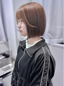 ホープ(hope) あご下2cm パツっとボブ ミルクティーベージュ 梅田