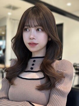 エヌアイ オモテサンドウ(ni omotesando) ☆秋のマロンブラウン くびれヘア☆