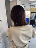 ピンクベージュ