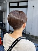 刈り上げマッシュショート × ピンクブラウン