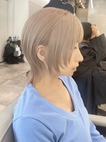 ダブルトーキョー シブヤ(W-TOKYO SHIBUYA)&nbsp;ショートウルフハイトーンレイヤーカットハッシュカットブリーチ