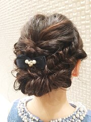 【新宿Neolive】ヘアセット/アレンジ３/￥３２４０