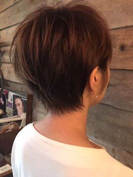 レオニード 表参道(LEONID) 30代大人なオシャレが好きな方におすすめショート