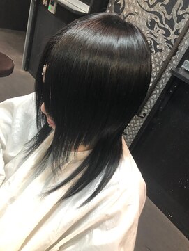 ゾーマ(ZOUMA) ロングウルフ　V系　黒髪