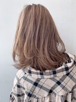 アイティー バイ アルバム 中野店(IT by ALBUM) ミルクティーベージュ_ローライトスリークボブ_ba284022