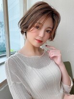 アフロート ディル(AFLOAT D'L)&nbsp;大人かわいいひし形シルエット ショコラグレージュ 外ハネ 小顔