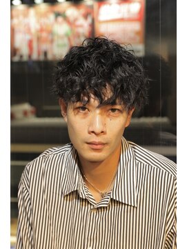 ツーエイチ 新宿(2H) 新宿/ツイストスパイラル/刈り上げ