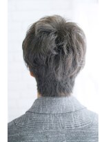 オティアプラスエヌ(OTTIA+n)&nbsp;20代30代40代　ビジカジ大人秋ショート【松山】