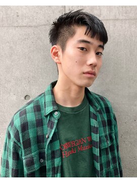 イピン(e'pine) 刈り上げショート