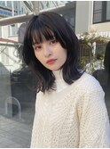 韓国くびれミディアムヘア暗髪カラーアッシュカラー重め前髪